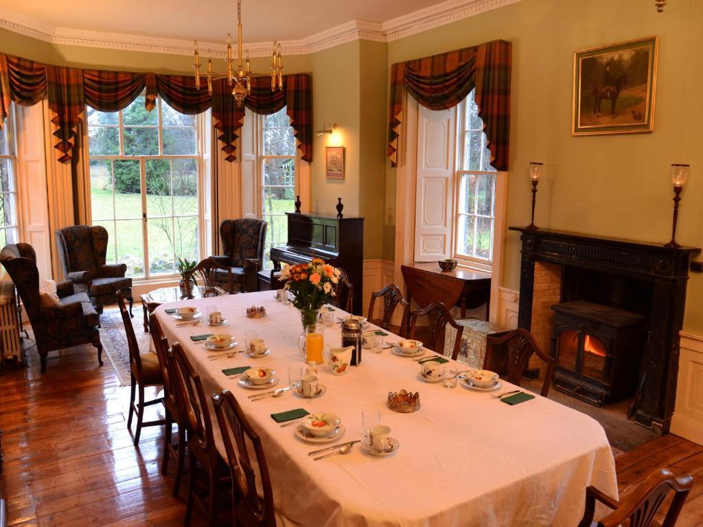 Powis House B&B Стерлинг Экстерьер фото